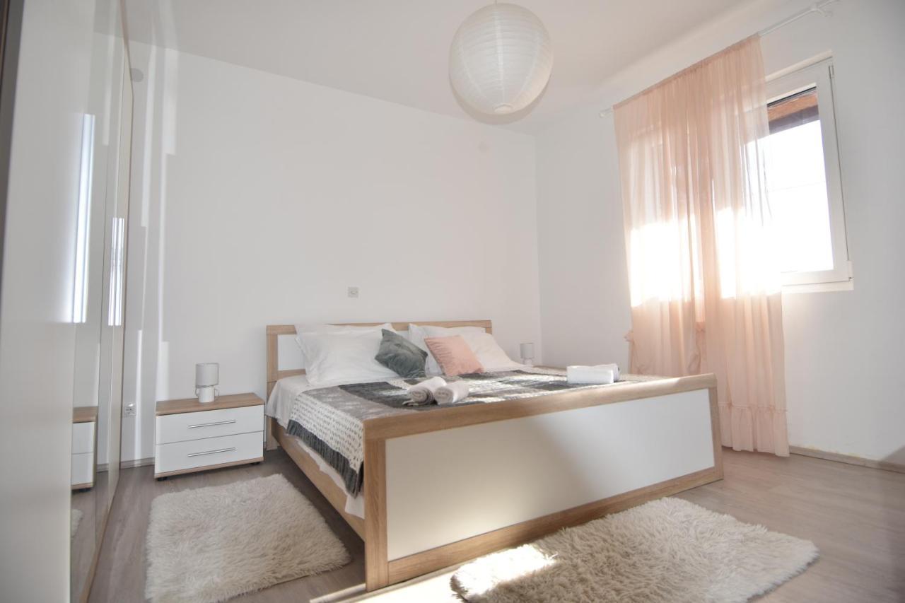 Apartment *Biba* ดูกีรัท ภายนอก รูปภาพ