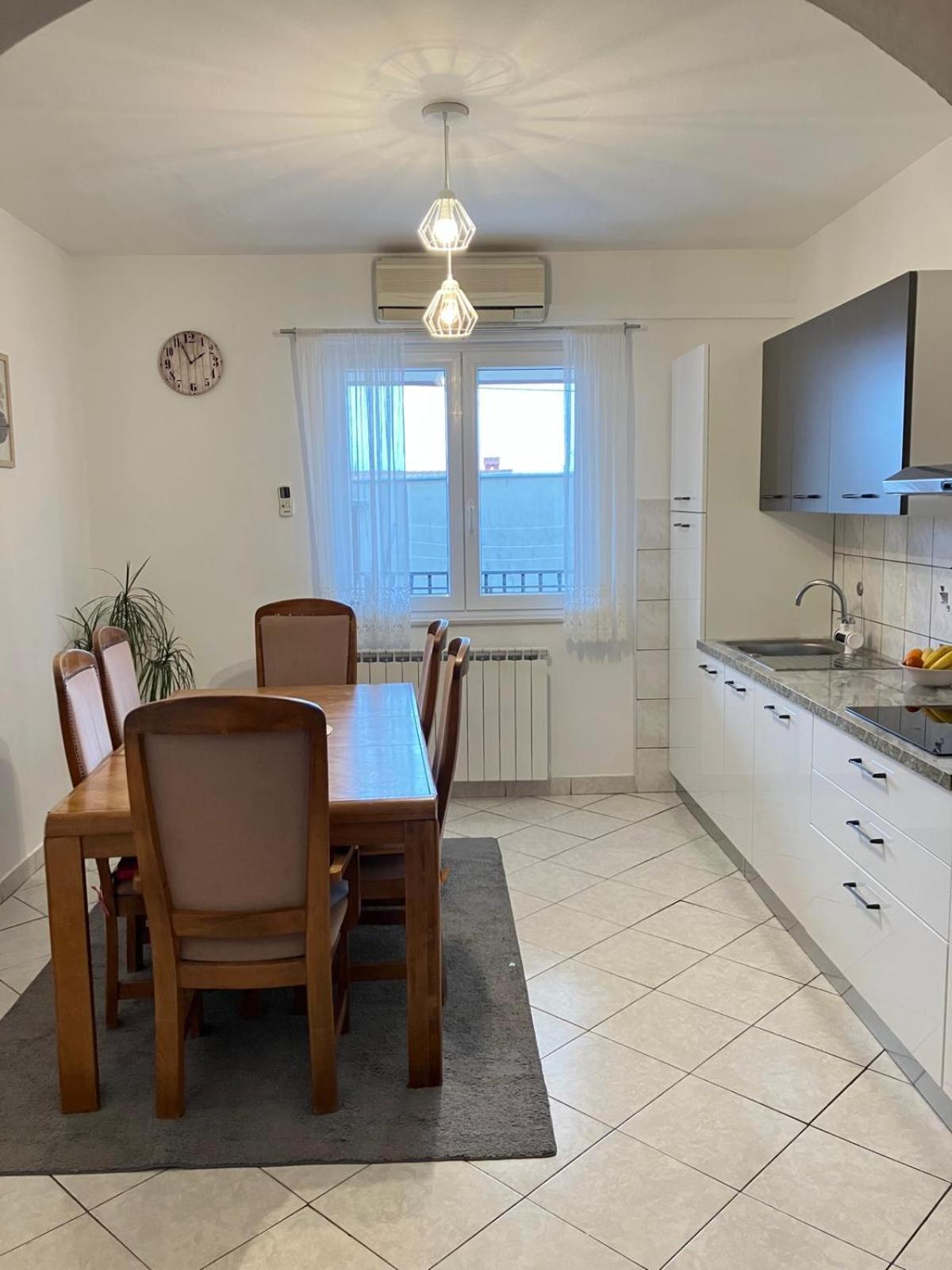 Apartment *Biba* ดูกีรัท ภายนอก รูปภาพ